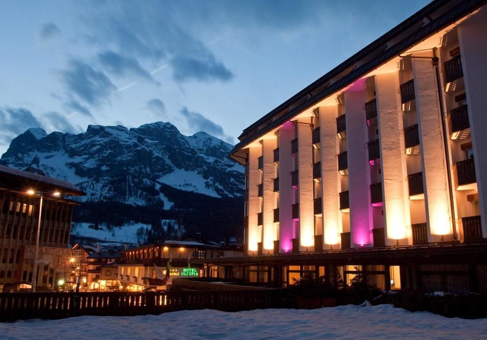 Hotel Alaska Cortina Кортина-д'Ампеццо Экстерьер фото